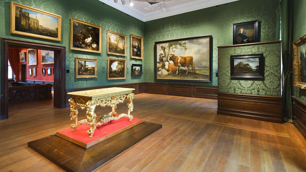マウリッツハイス美術館の展示室内観