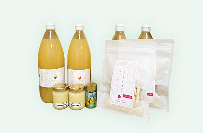 葉とらずりんごで作った信州りんごジュース4本・りんごバター2点・ざくざくドライりんご2点・りんごスパイスのセット